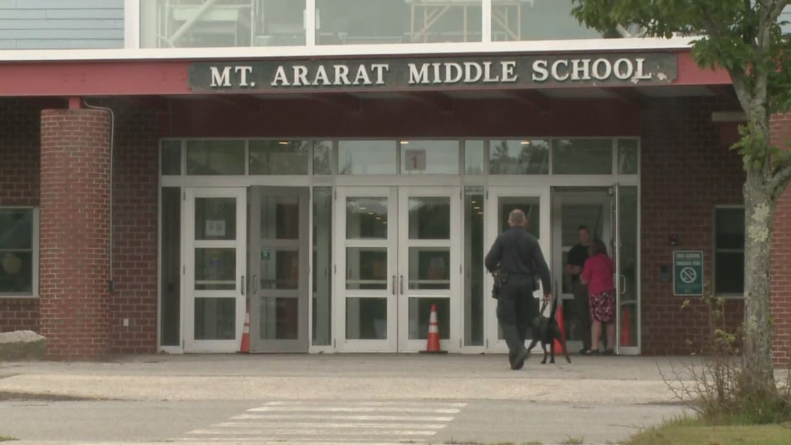 Repeated school threats strain districts across Maine - Vimarsana News