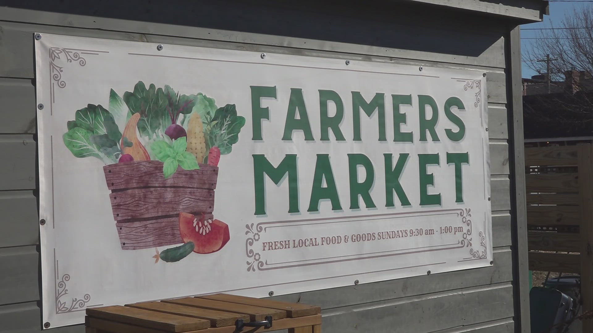 While some farmers markets in Maine continue into the winter, others are nearing the end of this year's season as final crops are pulled.