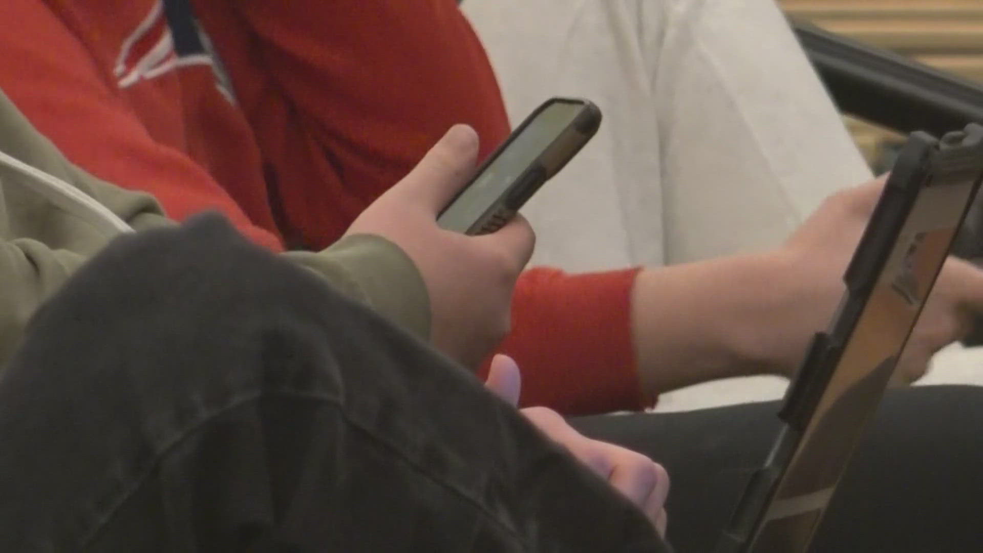 Maine lawmakers approve funding to support potential statewide school ...