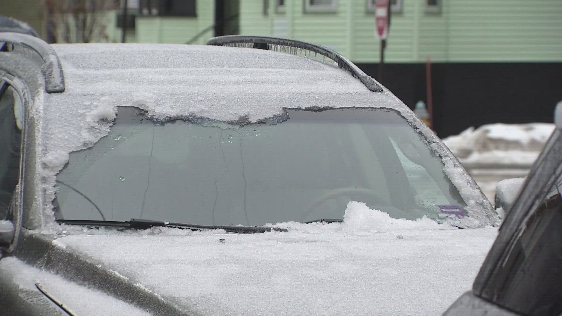 The Maine Legislature's transportation committee voted to amend a bill that would require drivers to clear snow off their cars. Commercial truckers are now exempt.