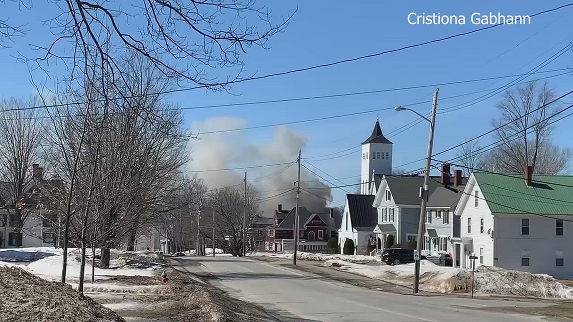 Houlton apartment fire sends three children to hospital