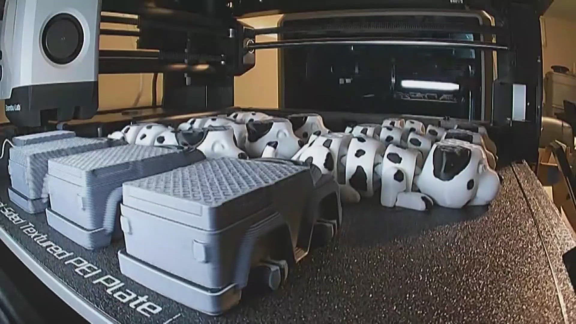 3D printer owners create toys for kids for the holidays