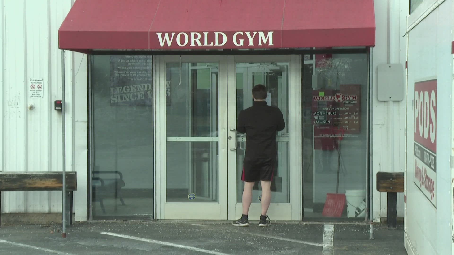 There was a sign at the World Gym in Portland saying it was moving, but the sign didn't name a location. Many customers were confused about their membership.