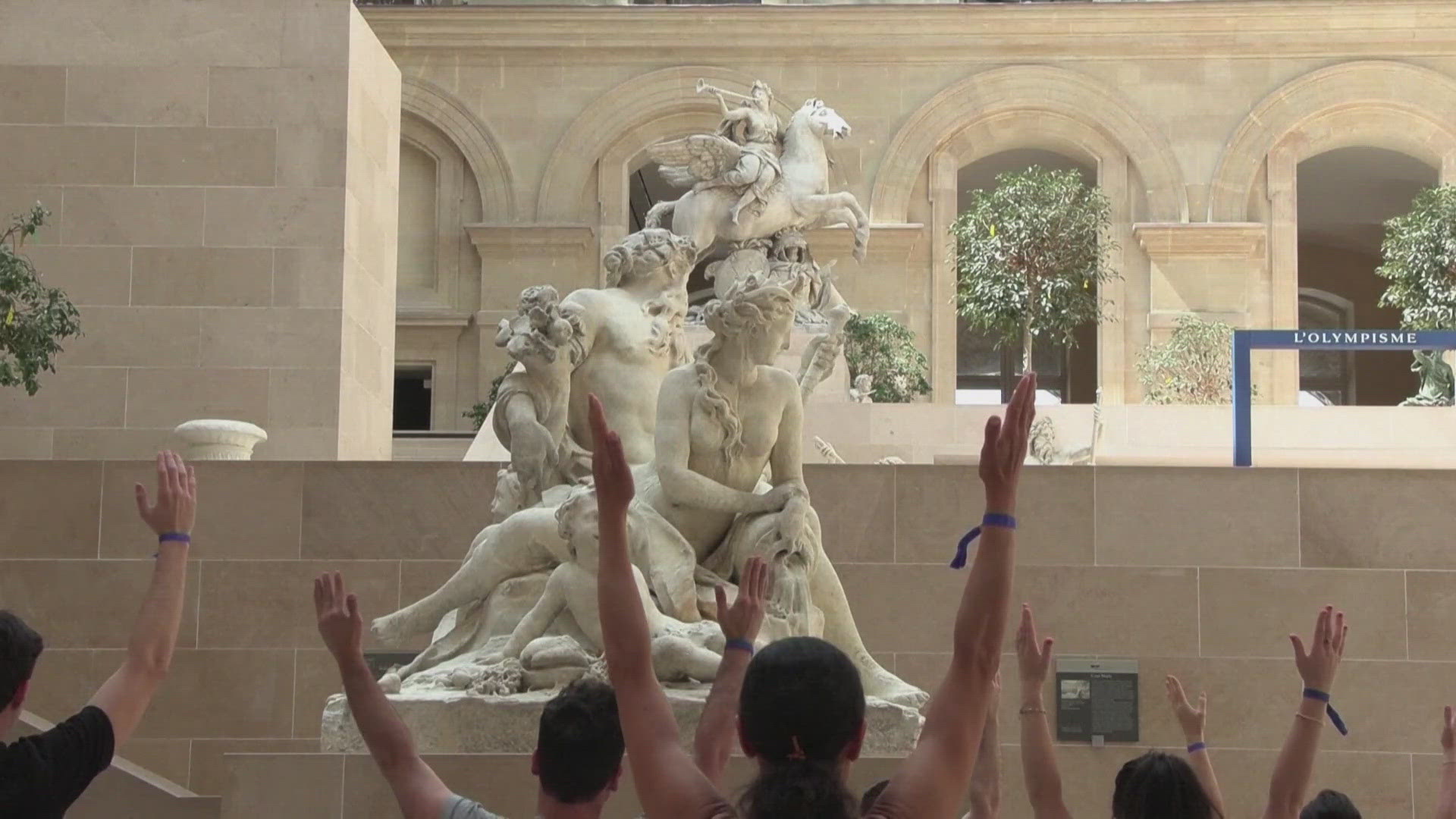 It's an opportunity for visitors to do sports among artworks in a deserted museum as the French capital gears up for the Olympics.