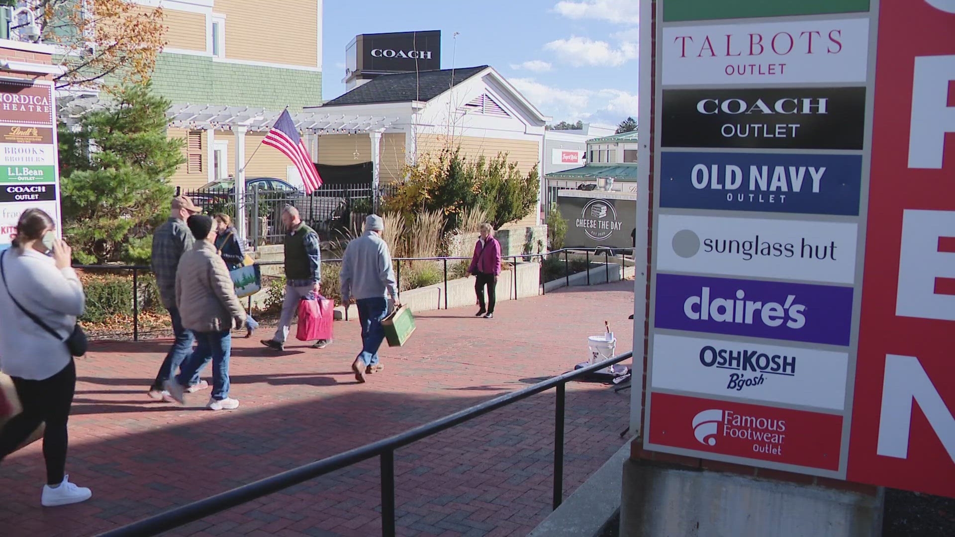 A low key Black Friday for shoppers in Freeport