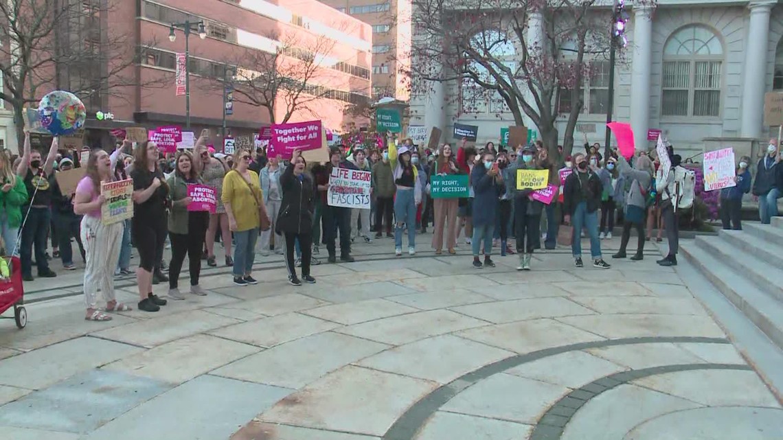 Demonstrators crowd federal courthouse in Portland after leaked SCOTUS draft