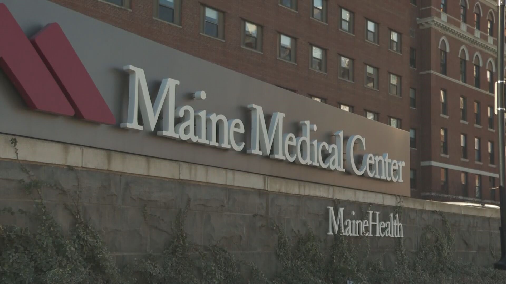 Portland, Maine hospital eases rules on patient visitation