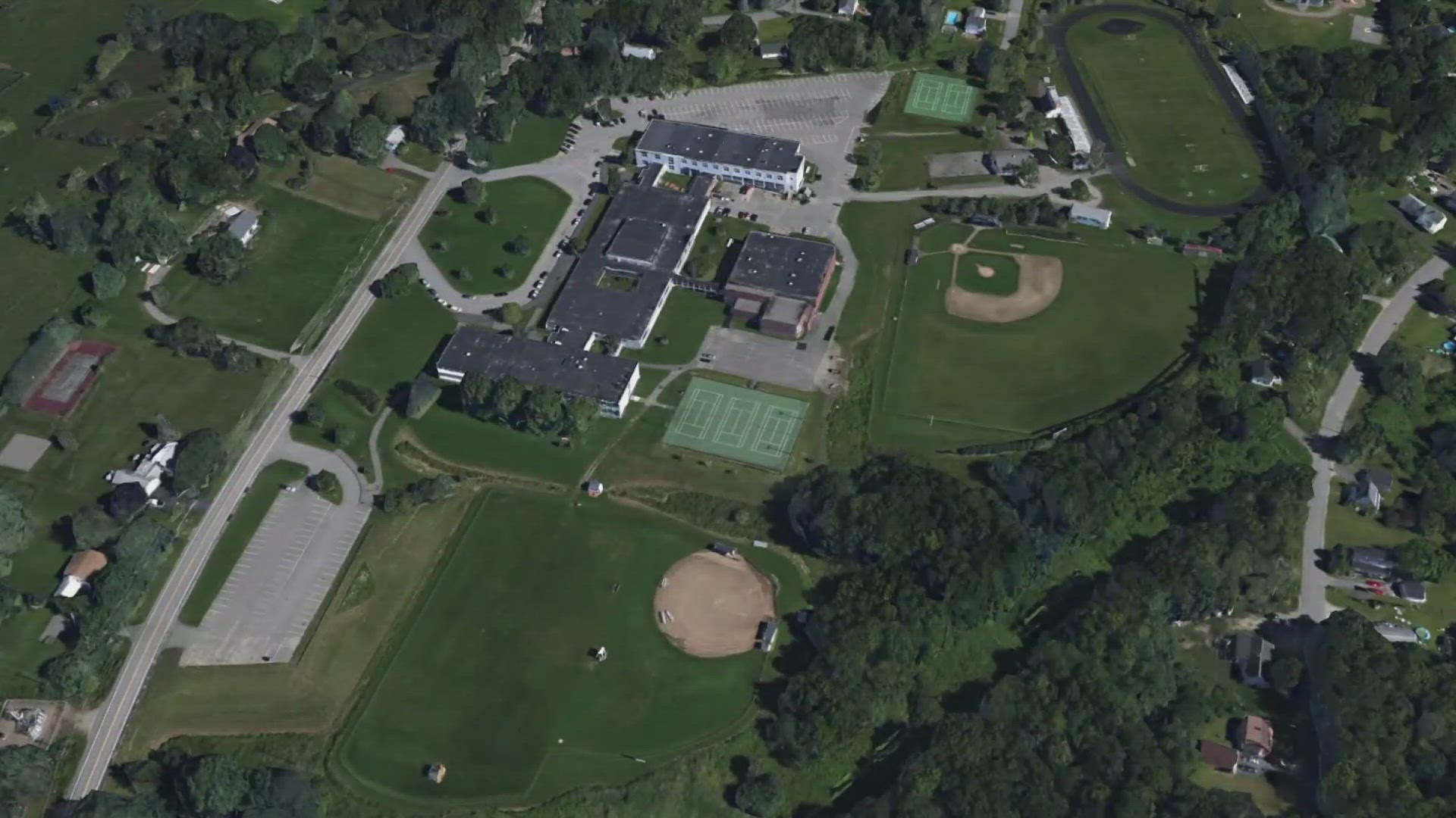 Blown transformer sends Gardiner school into brief lockdown, lockout