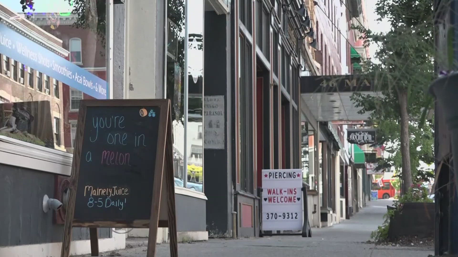 While some business owners are finding success, others say business hasn't been the same in recent years and are deciding to close up shop.