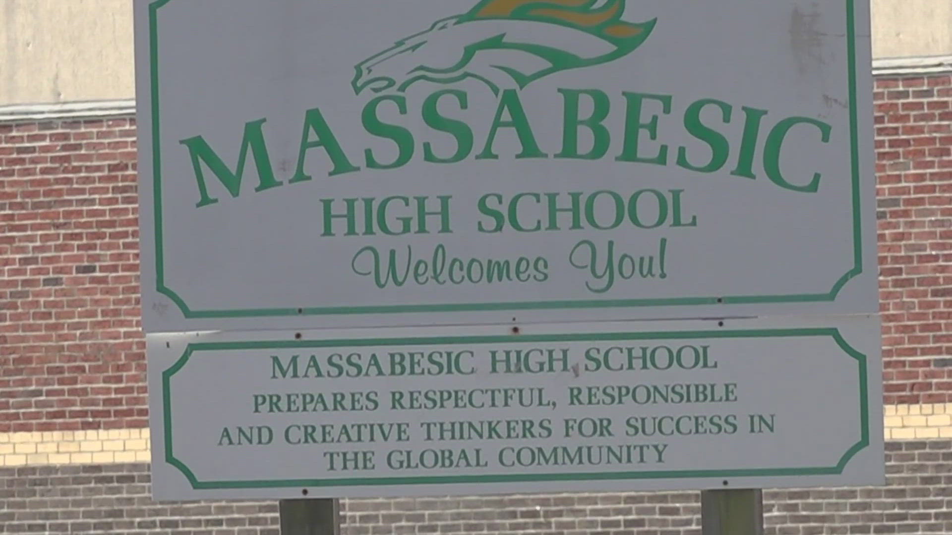 Massabesic High School is the latest school in Maine to receive yet another school shooting threat. Administrators are taking extra precautions.