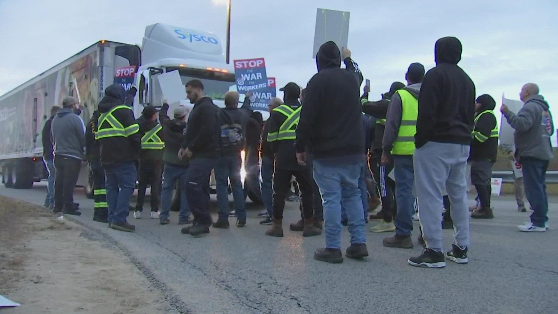 More than 400 Teamster union members reportedly stopped 100 employees from leaving the Sysco facility in Plympton, Massachusetts.