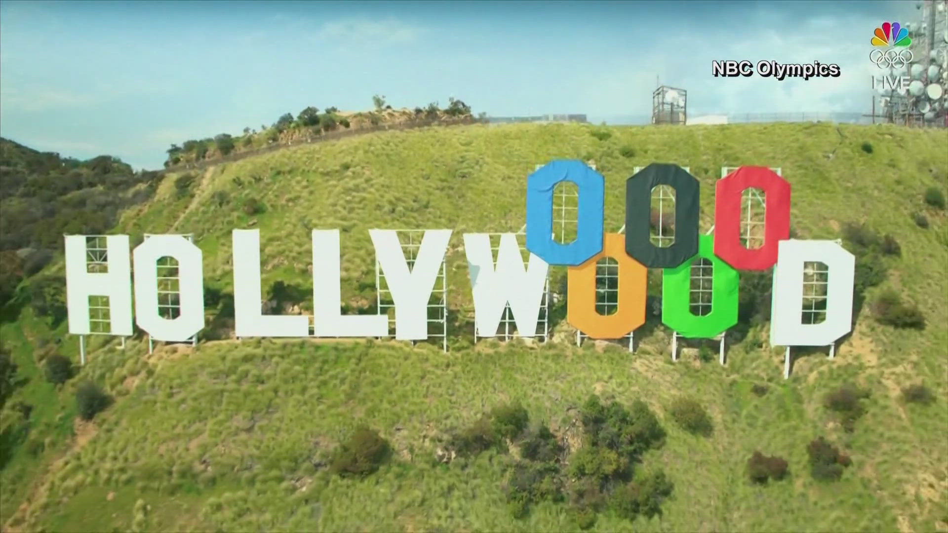 Tom Cruise transitioned the Olympic flag from Paris to Los Angeles.