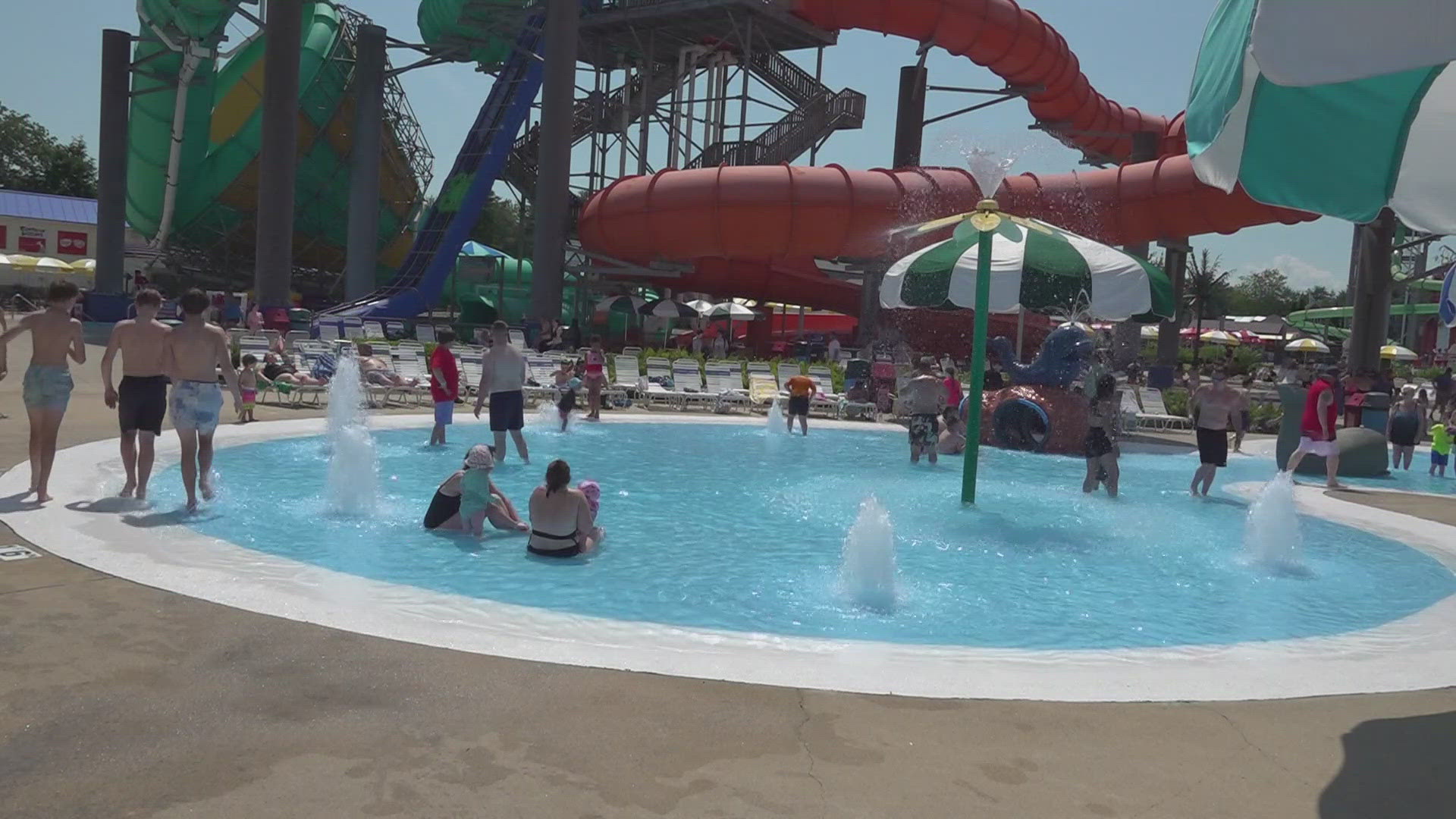 Funtown Splashtown in Saco anticipates heavy foot traffic, while a Cumberland golf center expects the opposite.