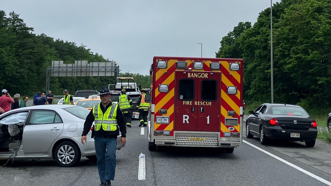 Bangor crash involving multiple vehicles slows traffic on highway