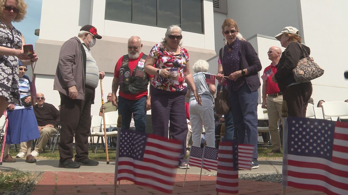 Maine Troop Greeters hold ceremony for members who died during the pandemic