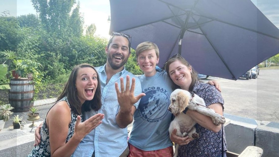 Social media connects couple with lost engagement ring - Vimarsana News