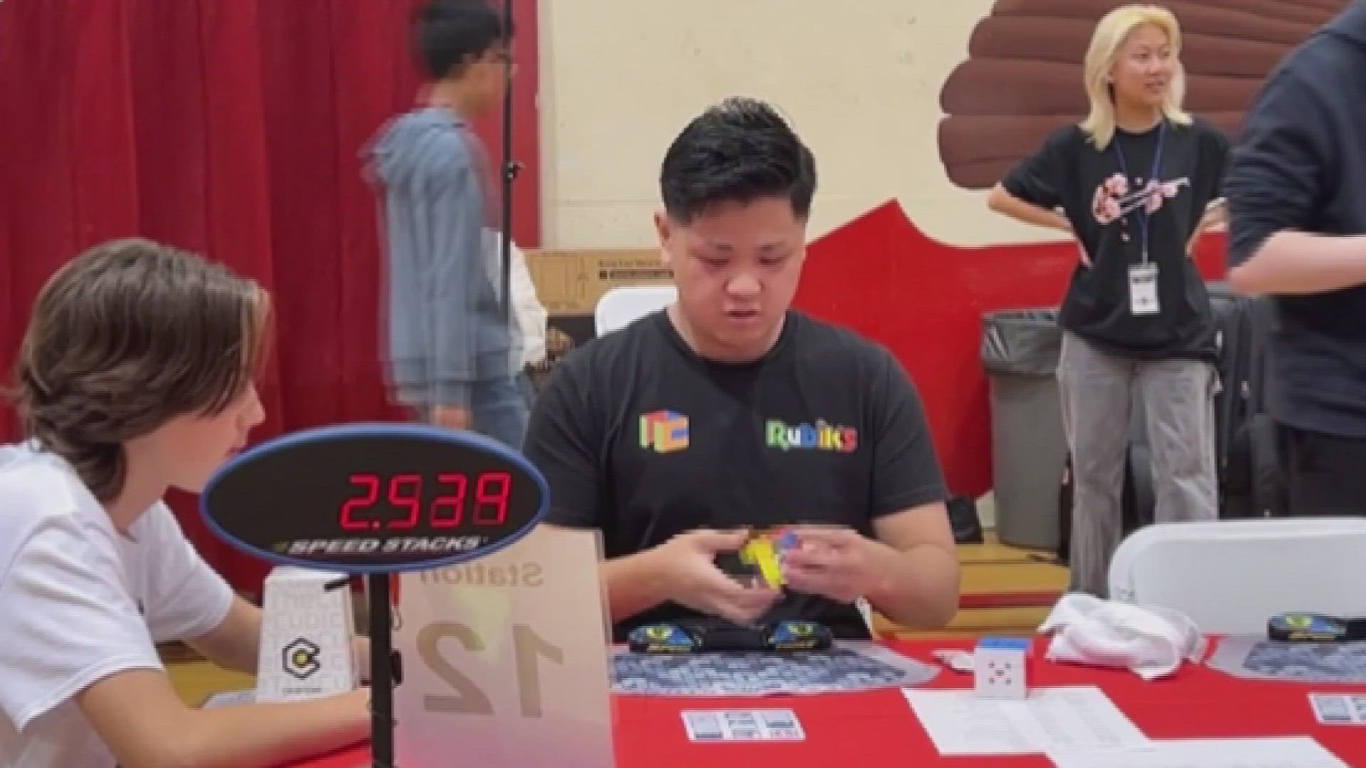 Rubix Cube world record set by 21-year-old man