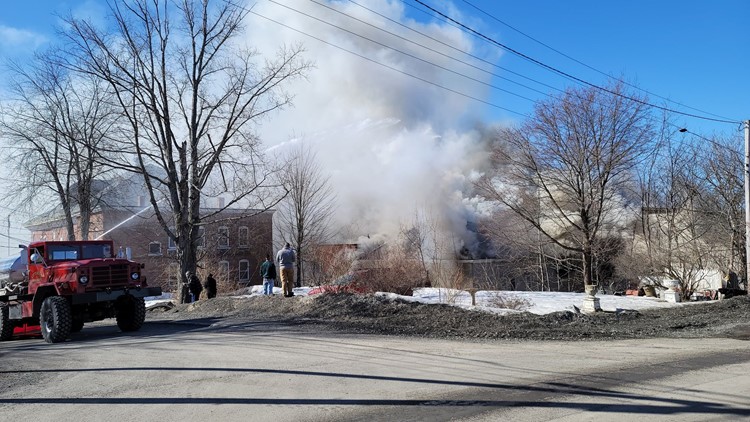 Downtown Houlton apartment building a total loss after fire