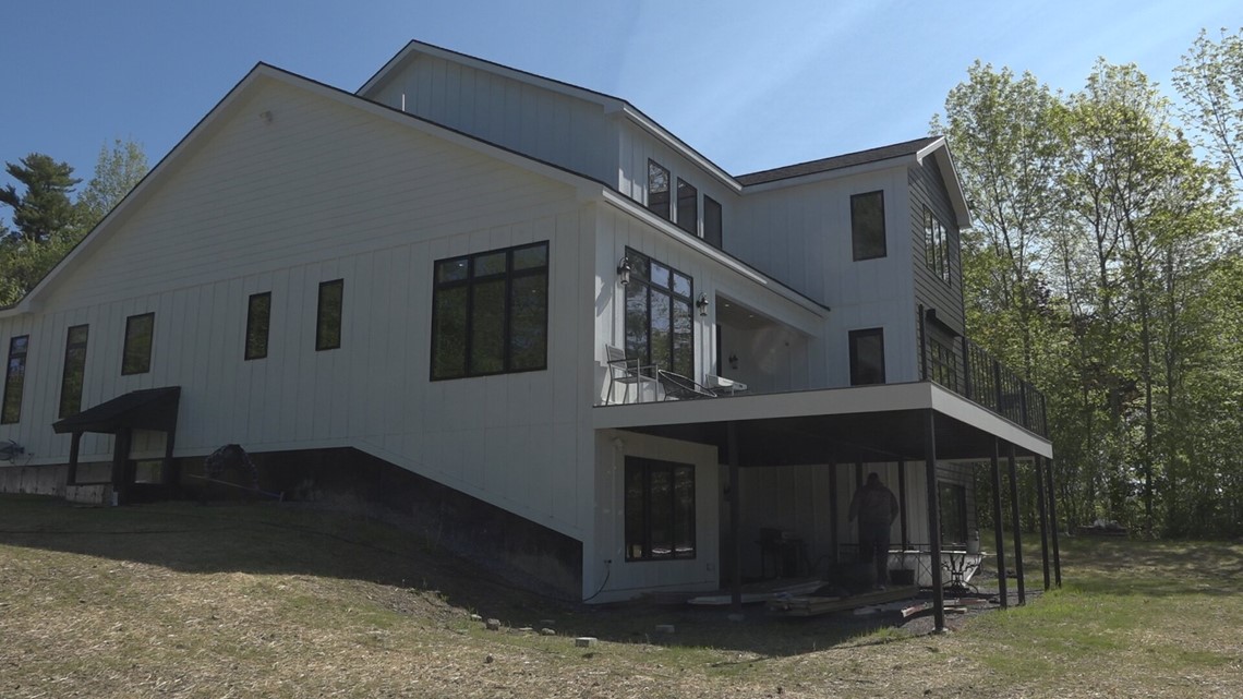 Mainers speak out in support of licensing general contractors