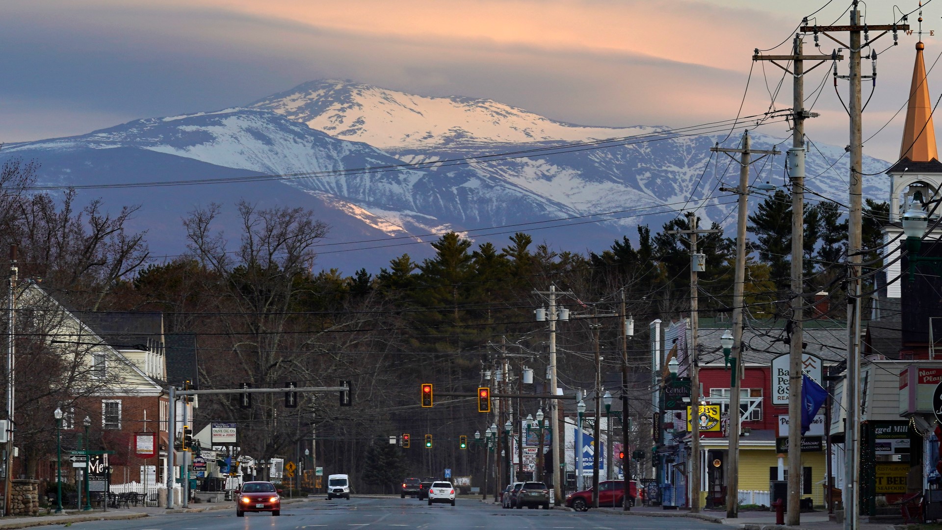 Mount Washington records its snowiest June
