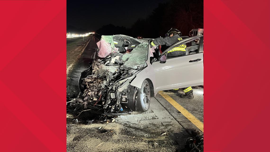 Two people seriously injured in crash on I-95 in New Hampshire