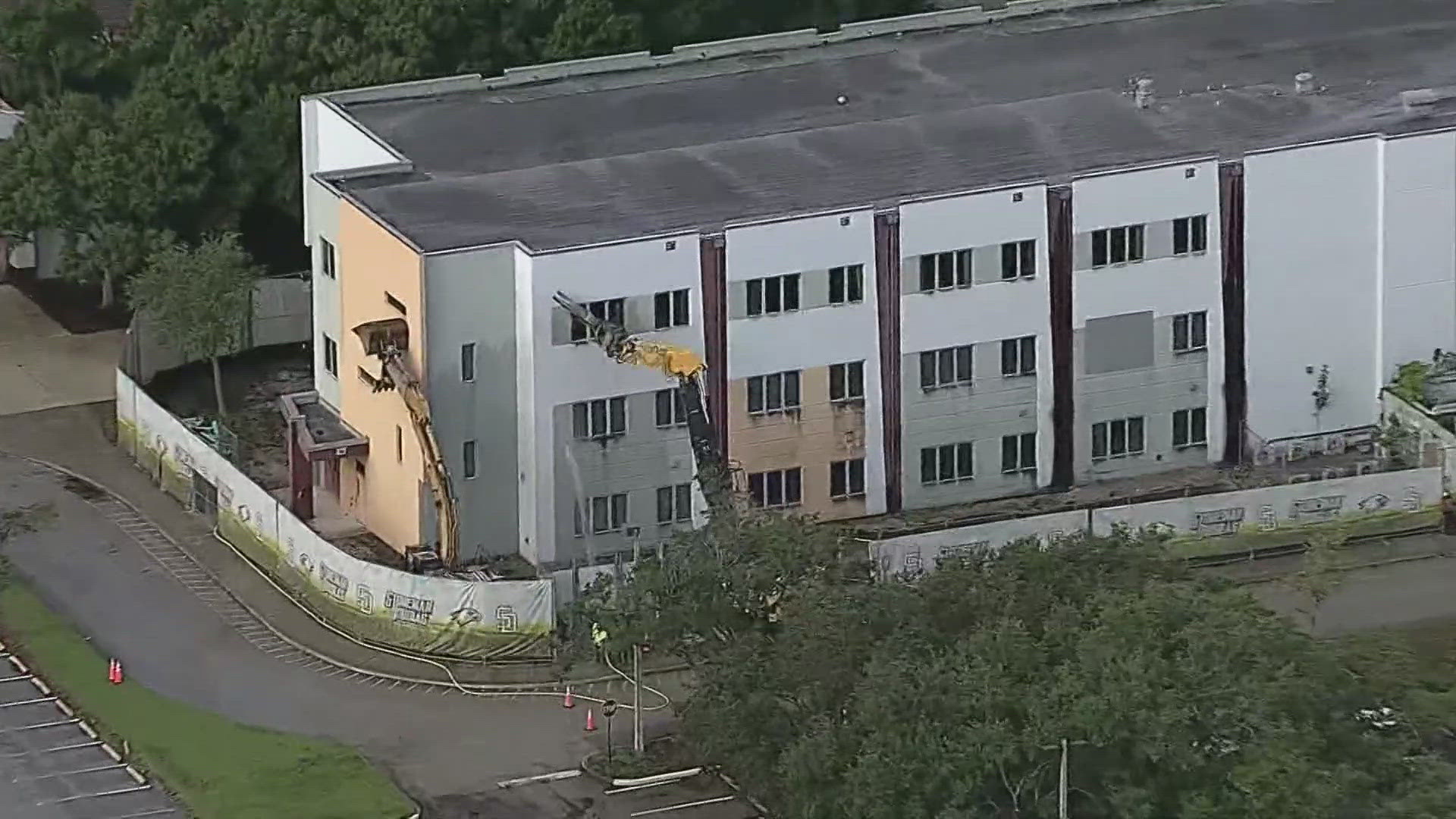 The three-story building in Florida where 17 people died in the 2018 mass shooting at Parkland’s Marjory Stoneman Douglas High School loomed over the campus.