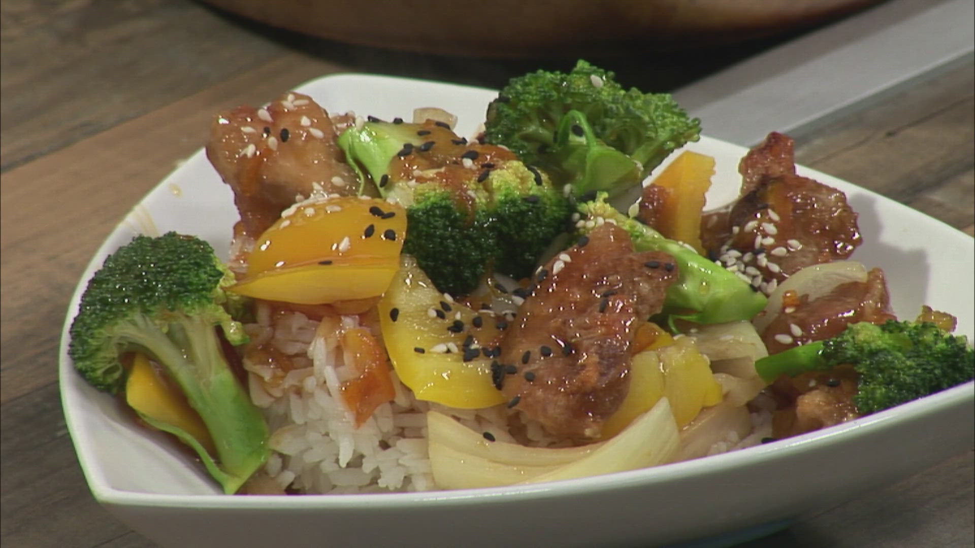 Chef Bo Byrne joins us in the 207 kitchen to share his recipe for orange chicken.