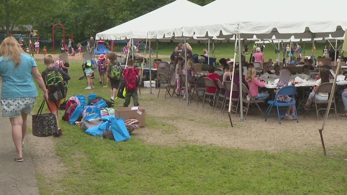 Bath elementary school finishes school year under tents