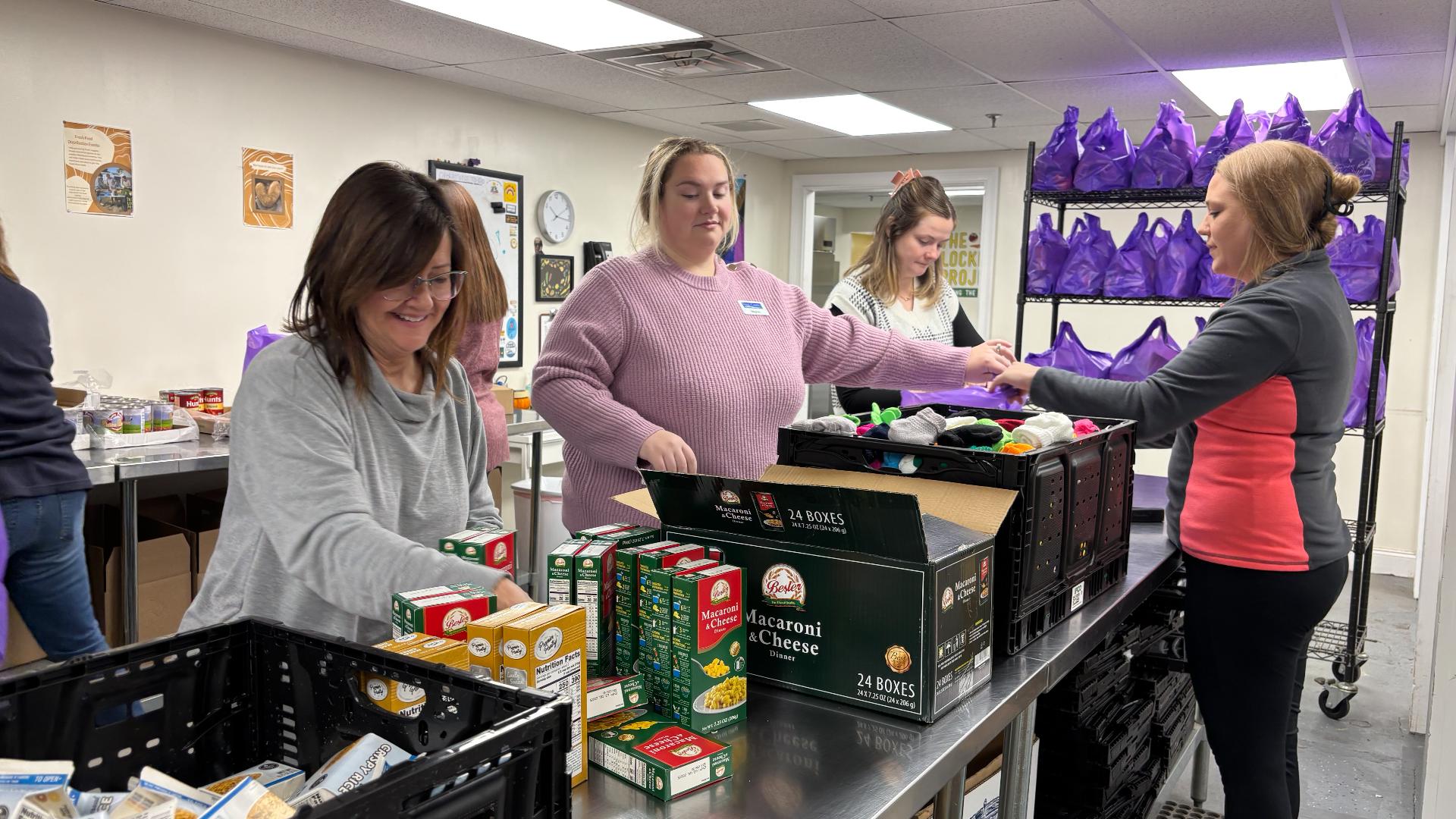 Town & Country Federal Credit Union kicks off '12 Days of Giving