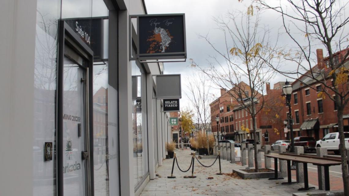 Mainers hit up local businesses for Black Friday rush