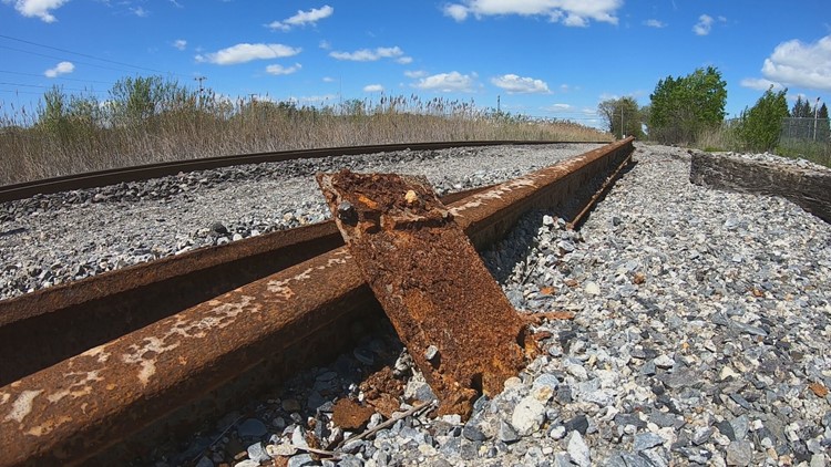 Maine group looking to convert old railroad tracks into trail