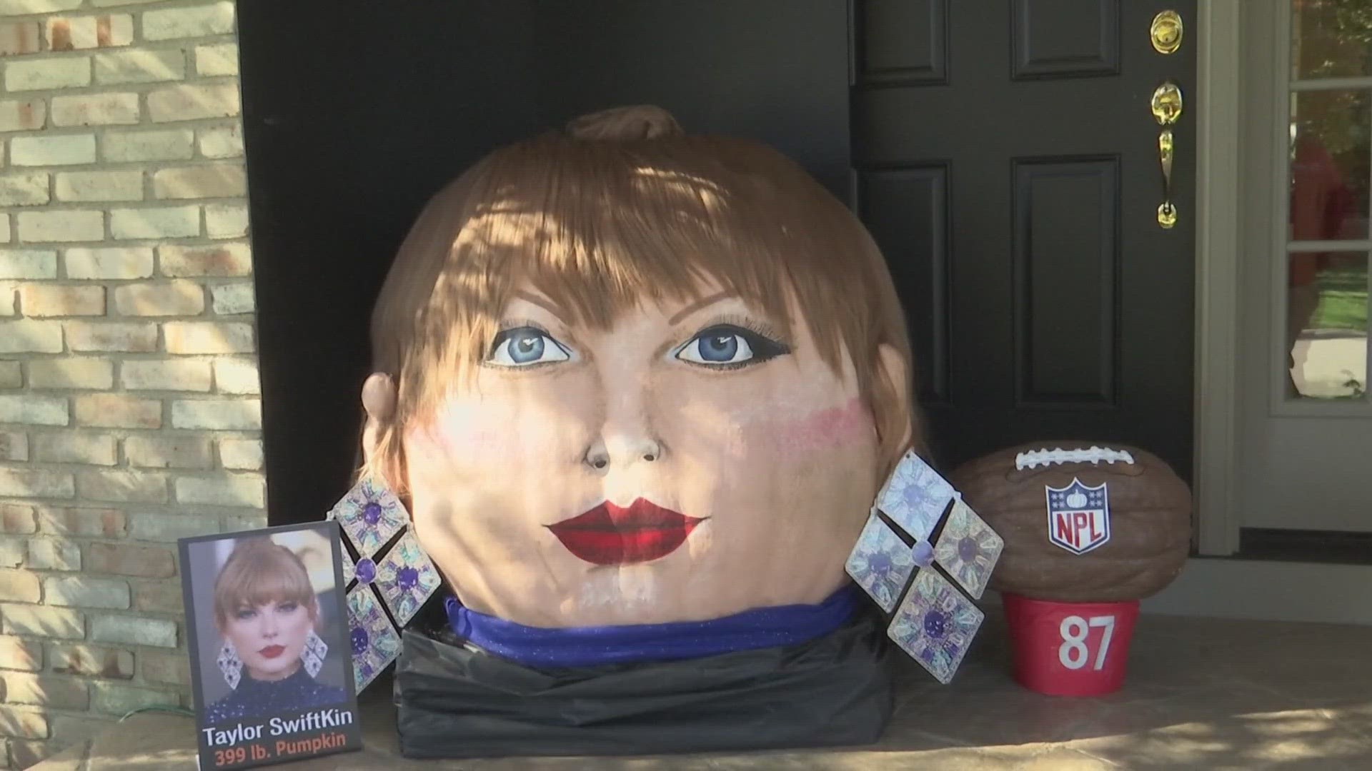 For 35 years, Jeanette Paras of Dublin, Ohio, has decorated pumpkins to look like celebrities.