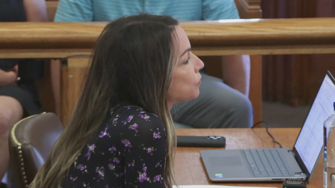 Judge declines to dismiss murder case against Karen Read ...