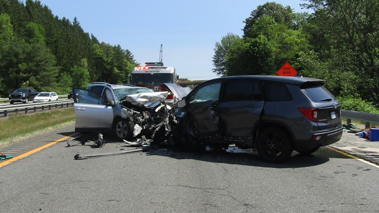 Two dead, one injured in wrong-way I-295 crash in Falmouth