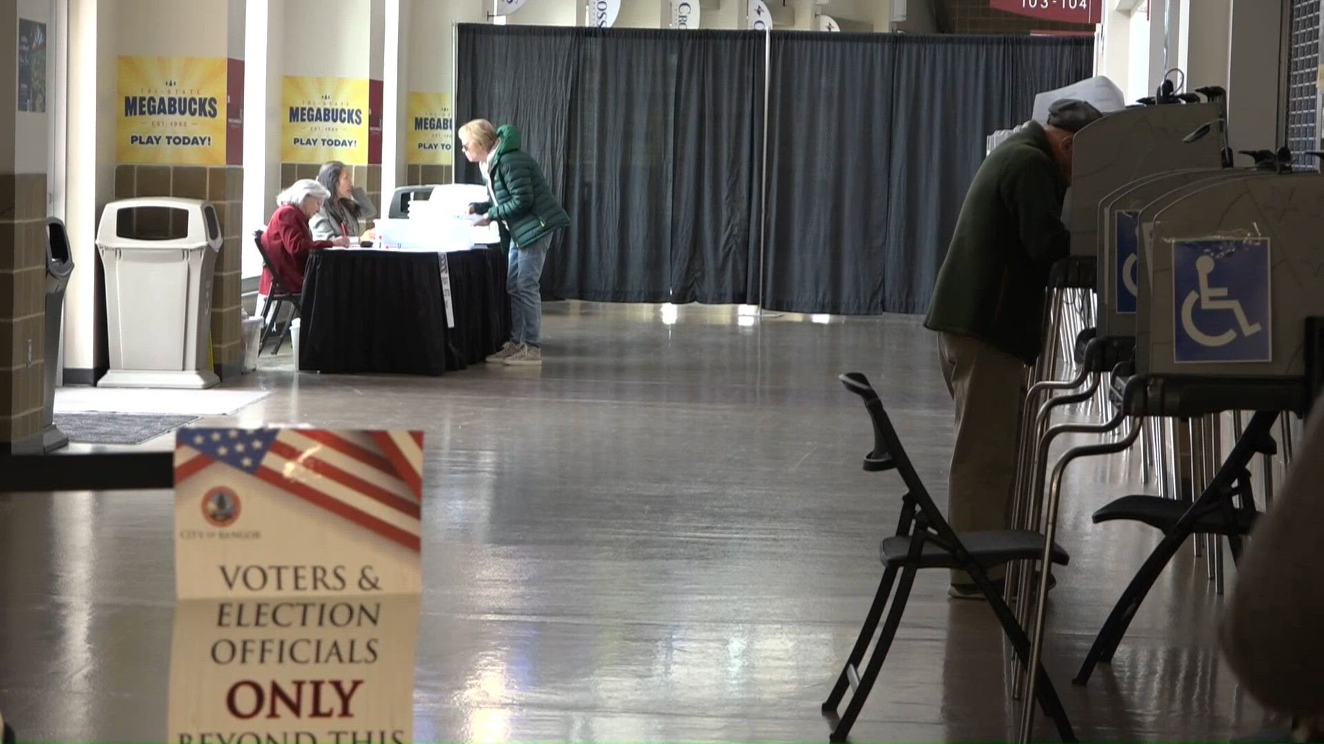 Early voting opens at Bangor’s Cross Insurance Center | newscentermaine.com
