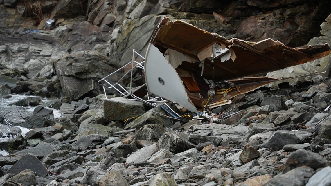 Coast Guard monitoring for pollution after boat wreck | newscentermaine.com