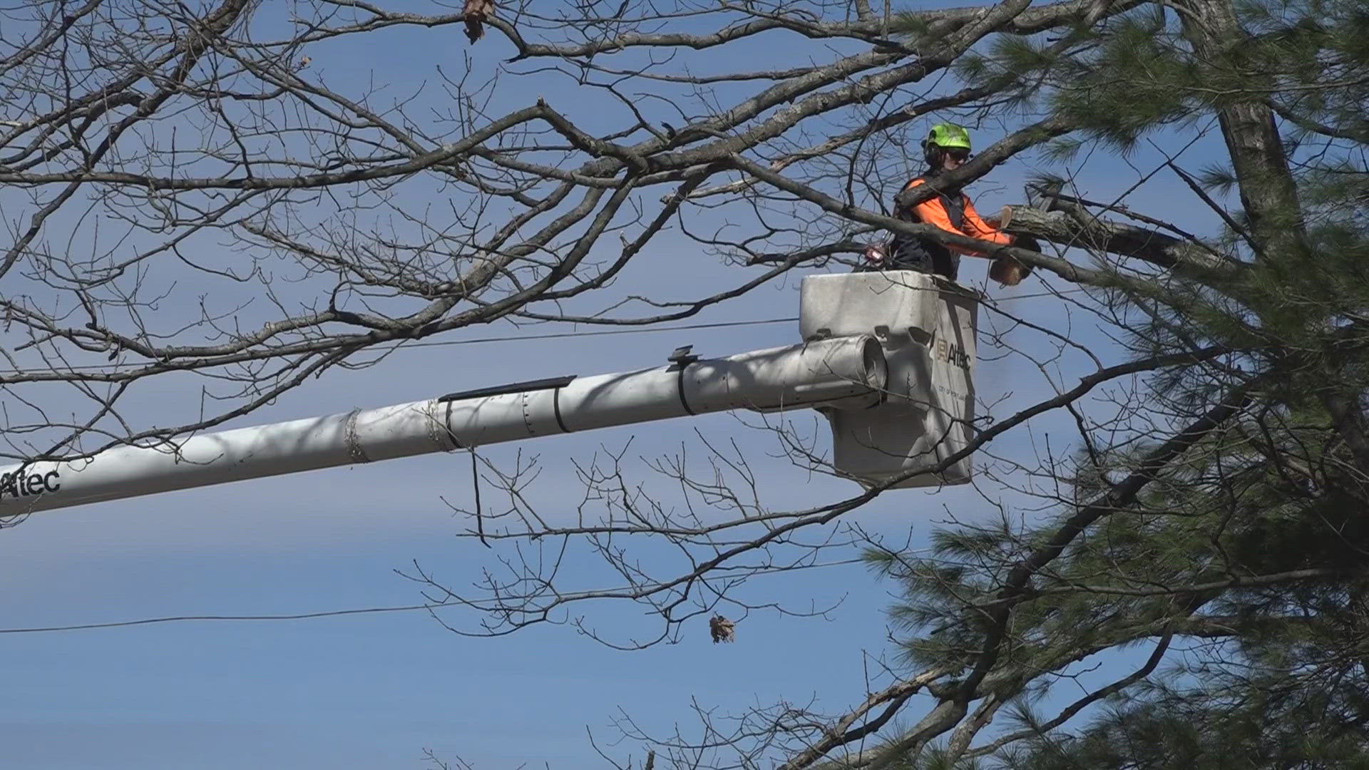 With that weather comes the risk of widespread power outages. Here's a look at their preparations and restoration plans. 