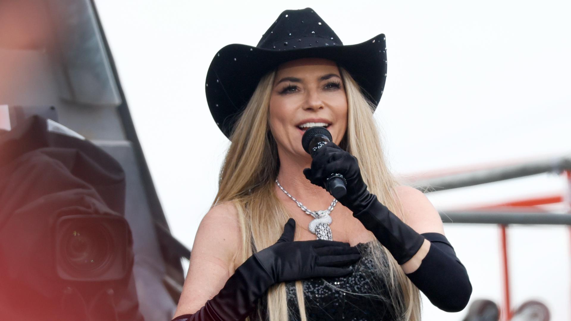 The country music superstar will play at the Maine Savings Amphitheater on July 22. 