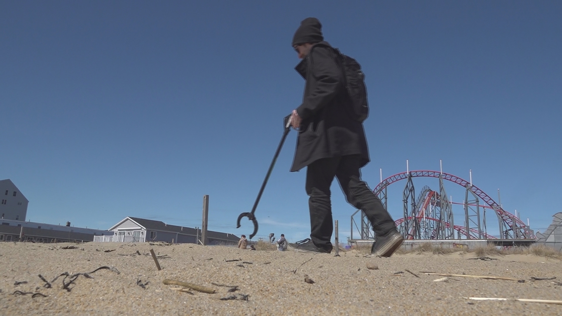 'You never know what you can find': Mainers scour Old Orchard Beach for trashy treasures