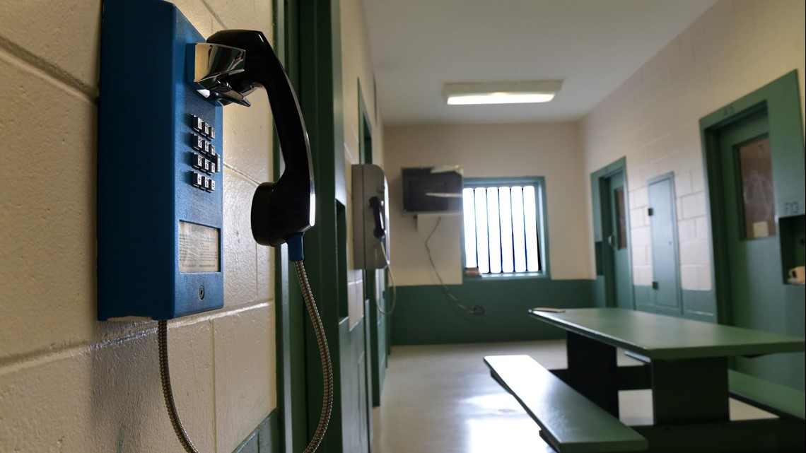 Jailed defendants expected private attorney calls. They didn't always get them. - Vimarsana News