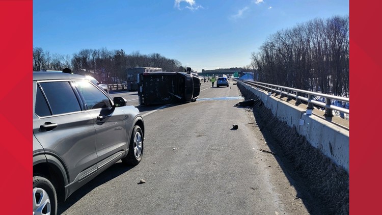 One person in 'serious condition' after Turnpike crash in Saco