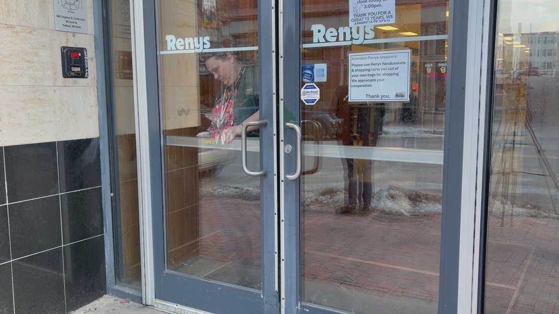 Renys in Portland closes for good, day earlier than planned