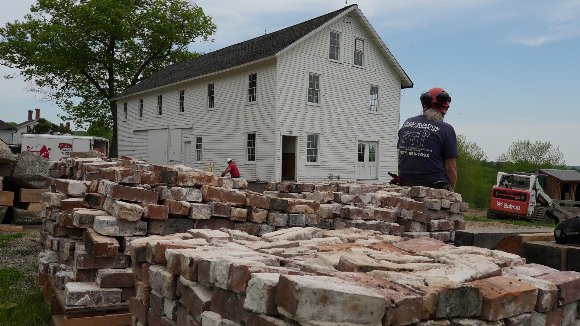 Shaker herb house gets a lift ahead of 200th birthday | newscentermaine.com