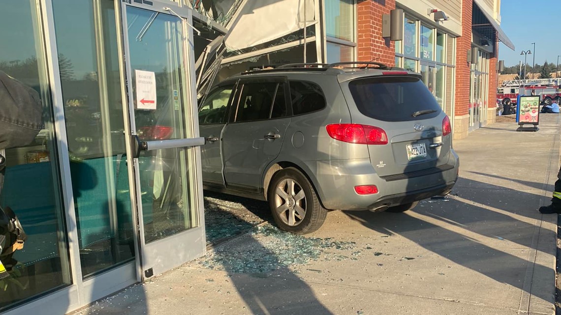 Vehicle crashes into Prime Nails & Spa in Scarborough - Vimarsana News