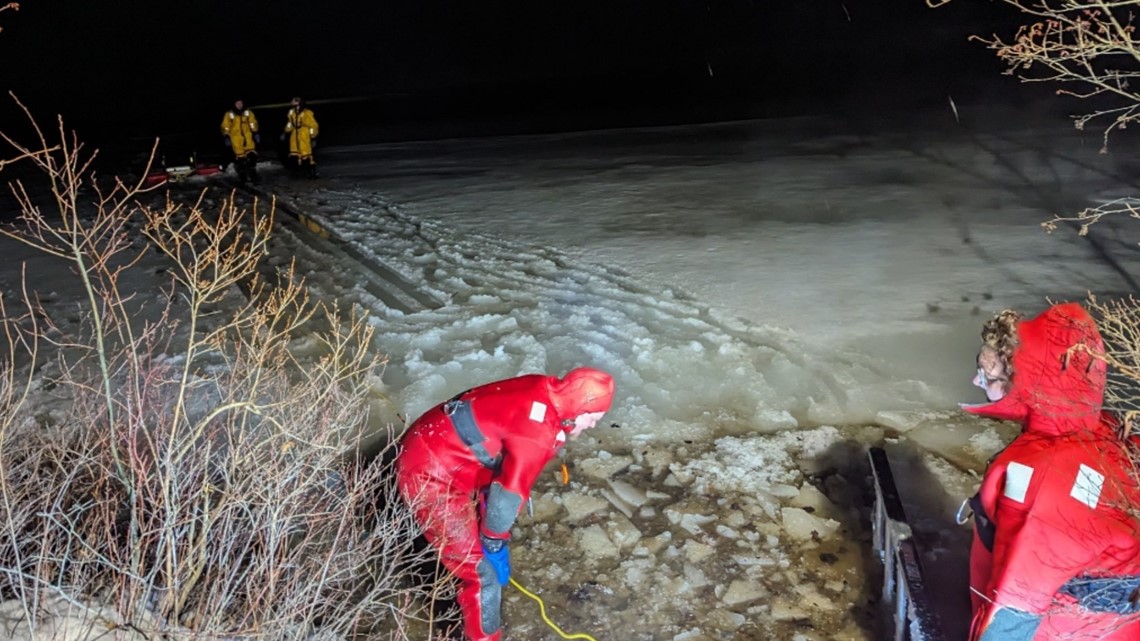 Crews rescue five people from Moose Pond in Denmark - Vimarsana News