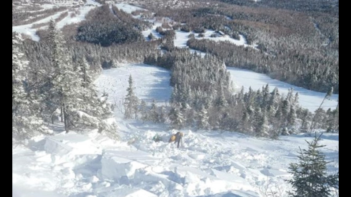 Sugarloaf Mountain avalanche buries skier up to his neck - Vimarsana News