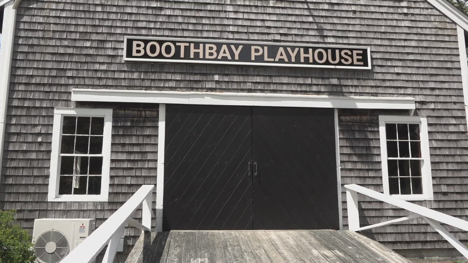 Thanks to the vision of its new owners, the Boothbay Playhouse has been lovingly repurposed into an enchanting wedding venue.