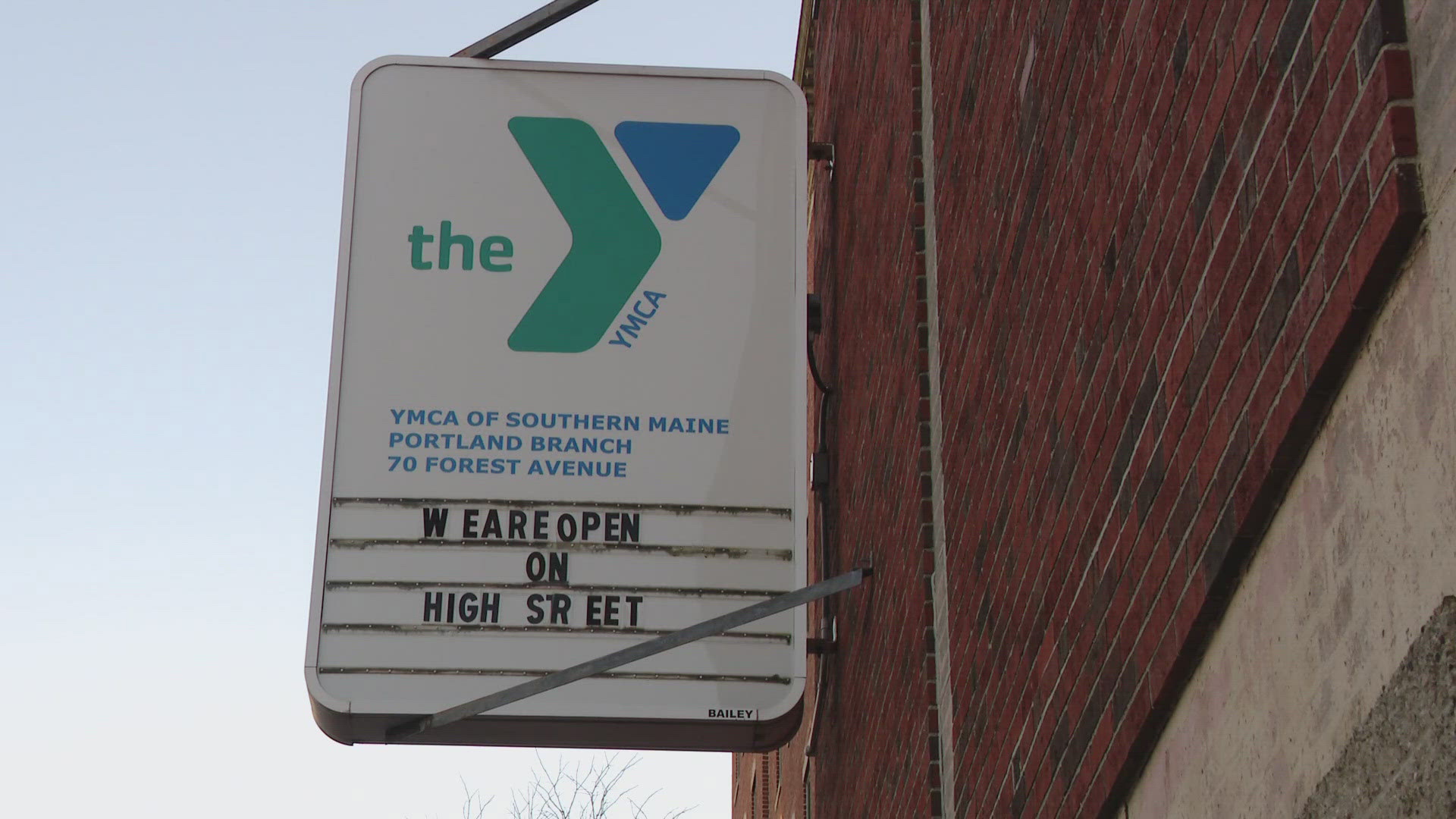 Walmart plans to remove artificial colors and other food additives from Walmart plans to remove artificial colors and other food additives from