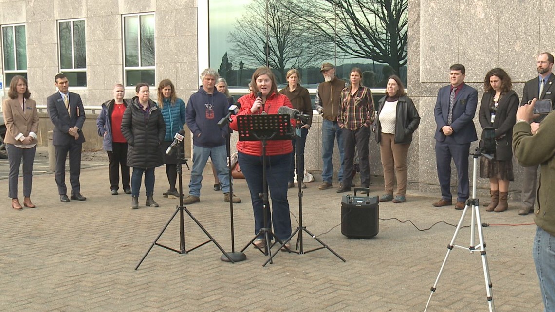 Push for lawmakers to support new bill to ban spreading of PFAS contaminated sludge on Maine - Vimarsana News
