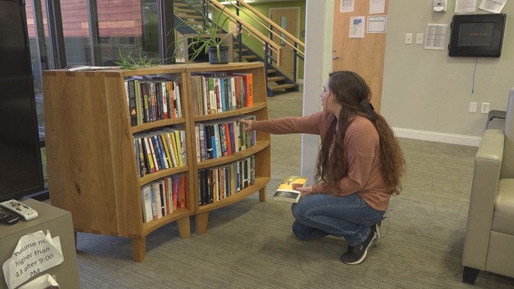 National nonprofit brings books to incarcerated Mainers